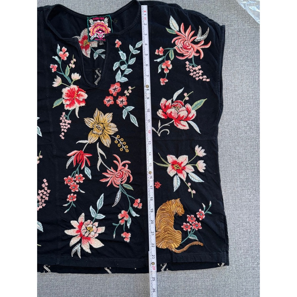Johnny Was Black Floral Tiger Embroidered Cotton Knit Split Neck Top Large L - Picture 4 of 7